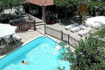 Voula Apartments Aegina Exterior photo