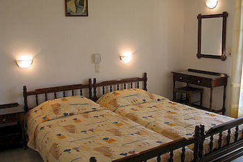 Voula Apartments Aegina Exterior photo